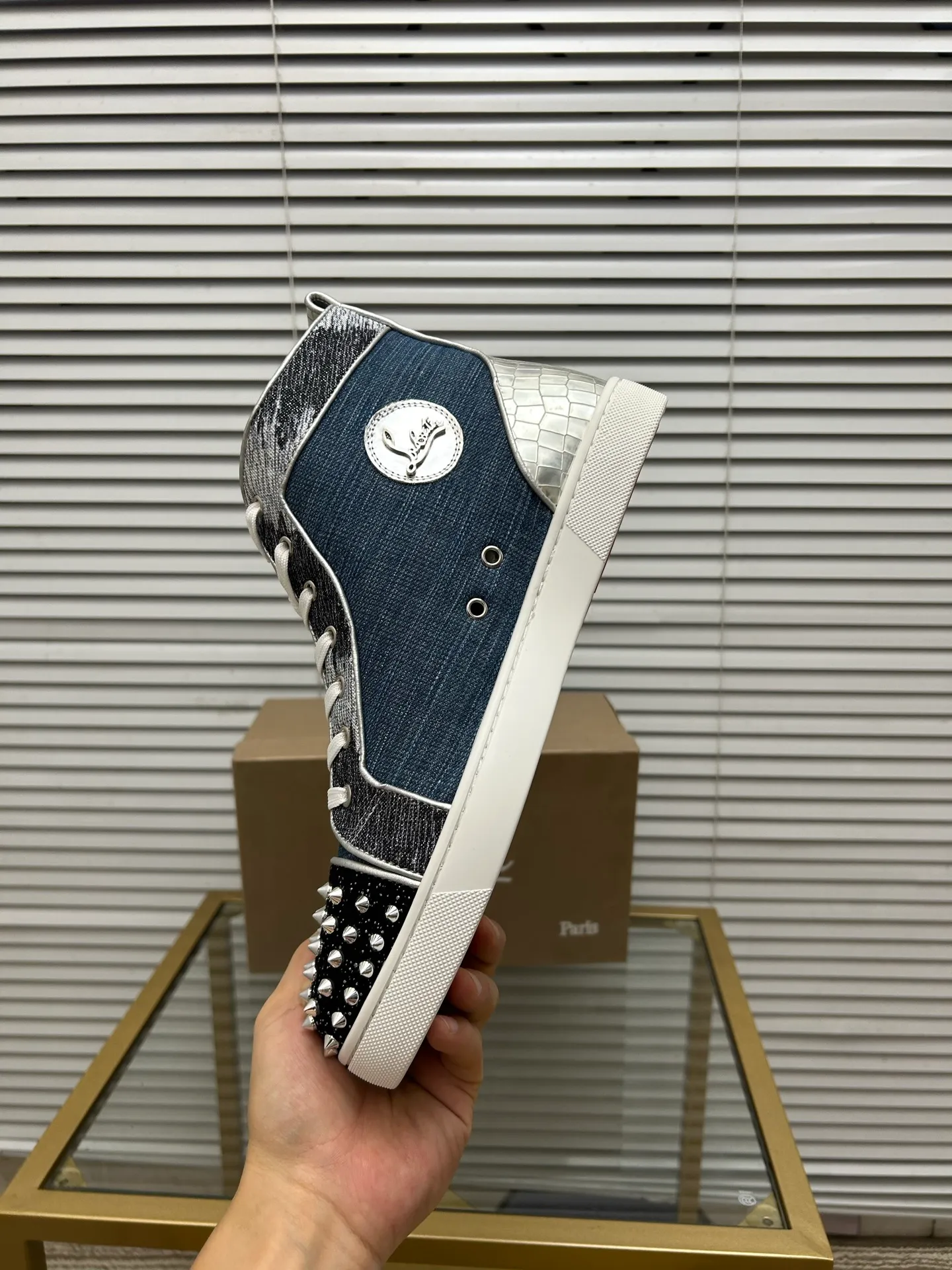 (Customized model) Ex-factory price is 540. christian louboutin (CL red sole shoes) counter series, casual sneakers for couples 📢 📢 📢 Exclusive hot style release 🎈🎈💪 Movable latex feet 👻 Finished outsole line [Proud] 😝Female 35-40# Male 38#-46, global supply😝 [Top version]: Original imported genuine leather upper, top original leather lining, original molded TPU outsole, original 1:1 detail processing, original shoe last,